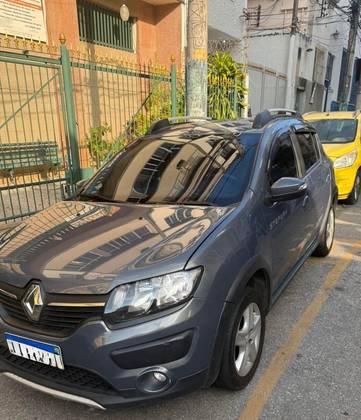 RENAULT SANDERO 1.6 STEPWAY 8V FLEX 4P MANUAL RENAULT SANDERO 1.6 STEPWAY 8V FLEX 4P MANUAL
